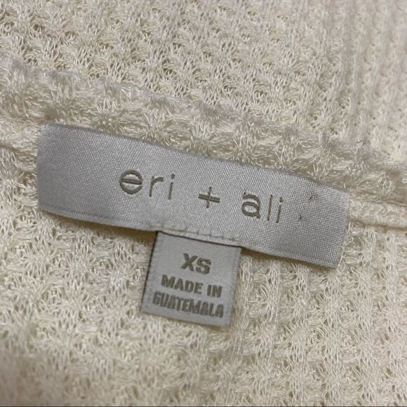 Eri + ALI Anthropologie Long Sleeve Knit V Neck Ivory - Picture 6 of 7